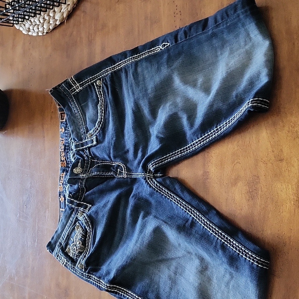 Women's rock revival jeans